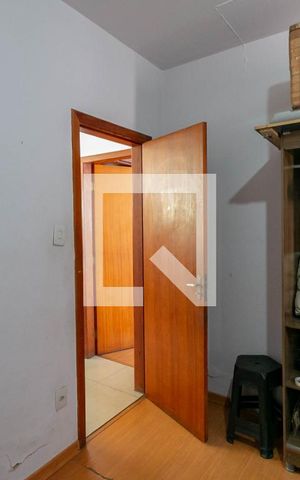 Casa à venda com 400m², 3 quartos e 10 vagas Casa à venda com 400m², 3 quartos e 10 vagasQuarto 2