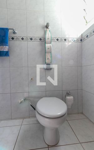 Casa à venda com 400m², 3 quartos e 10 vagas Casa à venda com 400m², 3 quartos e 10 vagasBanheiro Social