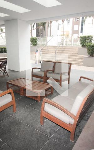 Apartamento à venda com 167m², 4 quartos e 3 vagas Apartamento à venda com 167m², 4 quartos e 3 vagasÁrea de convivência