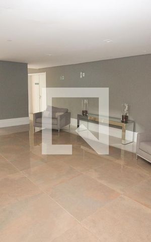 Apartamento à venda com 167m², 4 quartos e 3 vagas Apartamento à venda com 167m², 4 quartos e 3 vagasHall de entrada