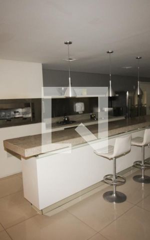 Apartamento à venda com 167m², 4 quartos e 3 vagas Apartamento à venda com 167m², 4 quartos e 3 vagasÁrea comum - Salão de festas