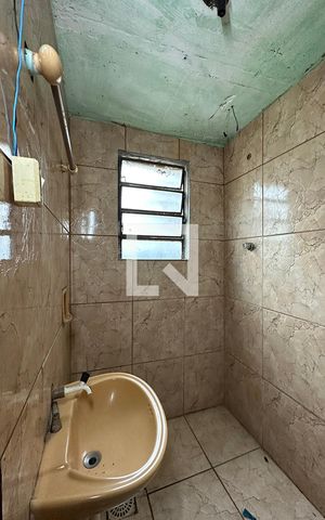 Casa à venda com 120m², 3 quartos e sem vagaBanheiro