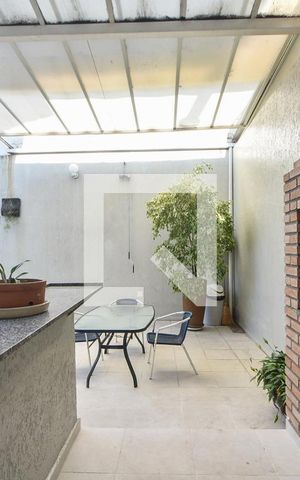 Casa para alugar com 400m², 4 quartos e 6 vagasChurrasqueira 