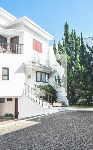 Casa para alugar com 400m², 4 quartos e 6 vagasCasa