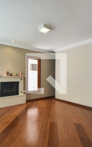 Casa para alugar com 400m², 4 quartos e 6 vagasSala 02