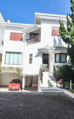 Casa para alugar com 400m², 4 quartos e 6 vagasCasa