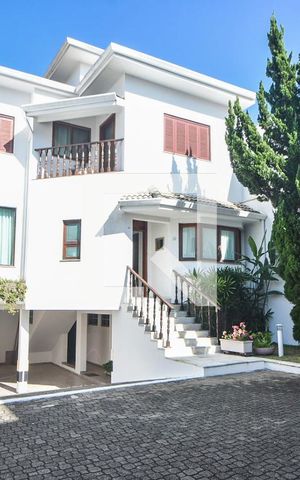 Casa para alugar com 400m², 4 quartos e 6 vagasCasa