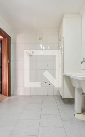 Casa para alugar com 400m², 4 quartos e 6 vagasLavanderia 