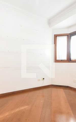 Casa para alugar com 400m², 4 quartos e 6 vagasSala Home Office