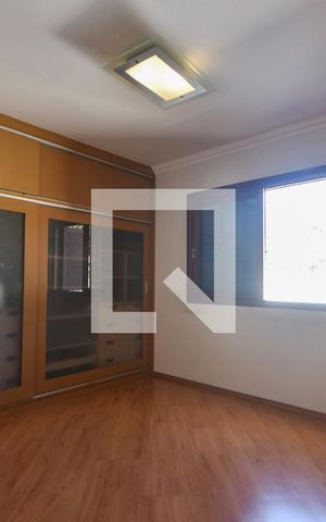 Casa para alugar com 400m², 4 quartos e 6 vagasSuíte 02