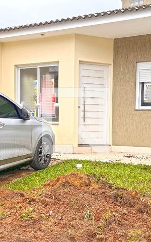 Casa à venda com 79m², 3 quartos e 1 vagaFachada