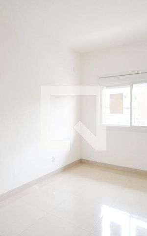 Casa à venda com 79m², 3 quartos e 1 vagaSuíte