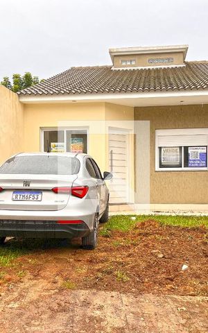 Casa à venda com 79m², 3 quartos e 1 vagaFachada