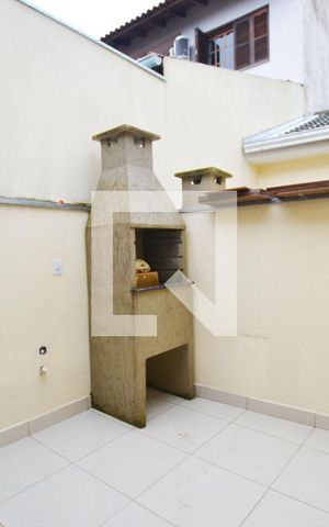 Casa à venda com 79m², 3 quartos e 1 vagaPátio/Serviço