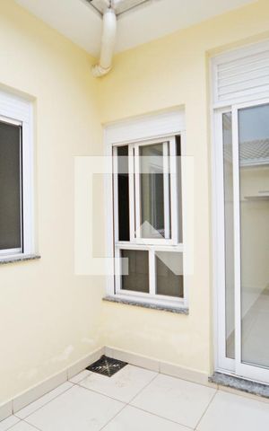 Casa à venda com 79m², 3 quartos e 1 vagaPátio/Serviço