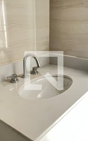 Studio para alugar com 28m², 1 quarto e sem vaga Studio para alugar com 28m², 1 quarto e sem vagaBanheiro Studio
