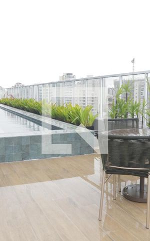 Studio para alugar com 28m², 1 quarto e sem vagaÁrea comum - Piscina