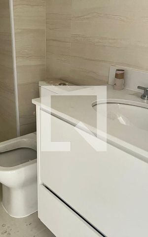 Studio para alugar com 28m², 1 quarto e sem vaga Studio para alugar com 28m², 1 quarto e sem vagaBanheiro Studio