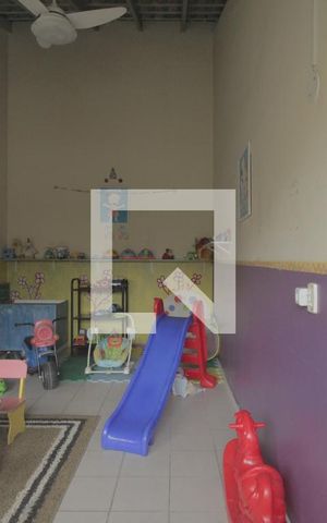 Casa de condomínio à venda com 107m², 4 quartos e 2 vagasBrinquedoteca