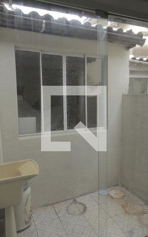 Casa de condomínio à venda com 107m², 4 quartos e 2 vagasÁrea externa