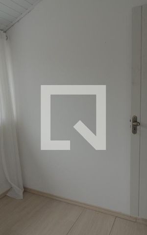 Casa de condomínio à venda com 107m², 4 quartos e 2 vagasQuarto 3