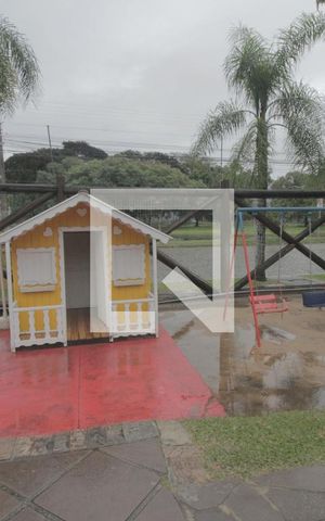 Casa de condomínio à venda com 107m², 4 quartos e 2 vagasÁrea comum - Playground