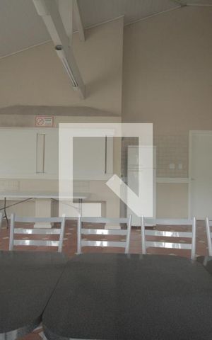 Casa de condomínio à venda com 107m², 4 quartos e 2 vagasÁrea comum - Salão de festas