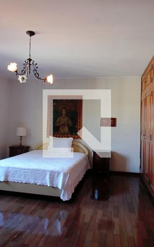 Casa à venda com 440m², 4 quartos e 3 vagas Casa à venda com 440m², 4 quartos e 3 vagasSuíte 2