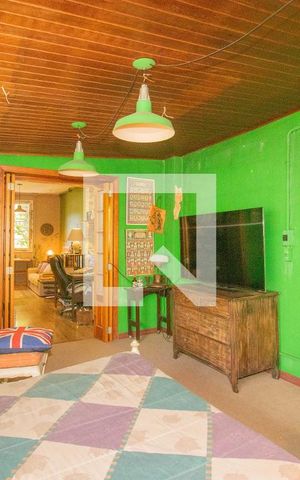 Casa à venda com 234m², 5 quartos e 1 vaga Casa à venda com 234m², 5 quartos e 1 vagaQuarto 1