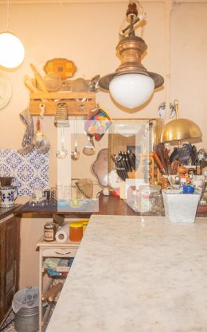 Casa à venda com 234m², 5 quartos e 1 vaga Casa à venda com 234m², 5 quartos e 1 vagaCozinha