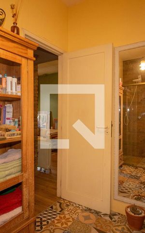 Casa à venda com 234m², 5 quartos e 1 vaga Casa à venda com 234m², 5 quartos e 1 vagaBanheiro