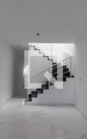 Casa à venda com 67m², 3 quartos e 2 vagasSala