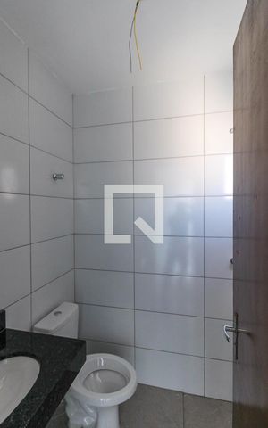 Casa à venda com 67m², 3 quartos e 2 vagasBanheiro da Suíte