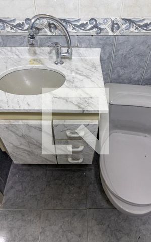 Apartamento à venda com 70m², 2 quartos e 1 vaga Apartamento à venda com 70m², 2 quartos e 1 vagaBanheiro Social