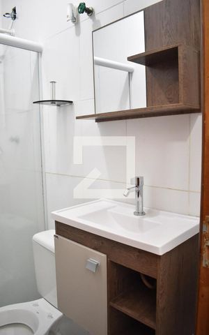 Casa para alugar com 108m², 2 quartos e 1 vagaBanheiro