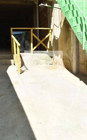 Casa para alugar com 108m², 2 quartos e 1 vagaQuintal