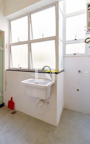 Apartamento para alugar com 70m², 2 quartos e 1 vagaÁrea de serviço 