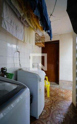 Casa à venda com 192m², 4 quartos e 2 vagasÁrea de serviço
