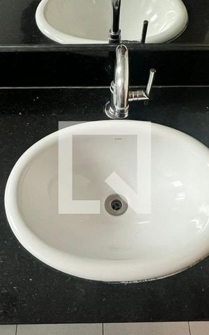 Apartamento à venda com 85m², 3 quartos e 2 vagas Apartamento à venda com 85m², 3 quartos e 2 vagasBanheiro