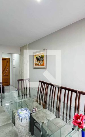 Apartamento à venda com 116m², 3 quartos e 1 vaga Apartamento à venda com 116m², 3 quartos e 1 vagaSala