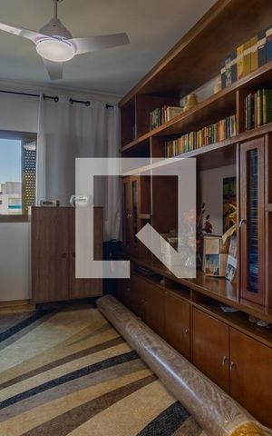 Apartamento à venda com 250m², 3 quartos e 4 vagas Apartamento à venda com 250m², 3 quartos e 4 vagasSuíte 2