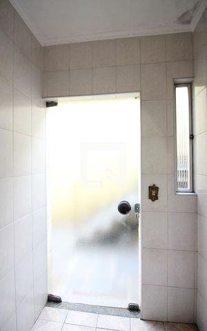 Casa à venda com 176m², 3 quartos e 2 vagasÁrea de serviço