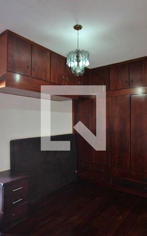 Casa à venda com 176m², 3 quartos e 2 vagasSuíte