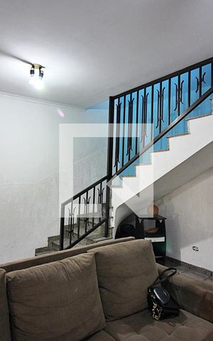 Casa à venda com 176m², 3 quartos e 2 vagasSala de estar