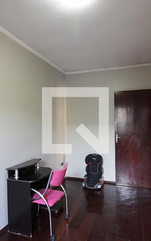 Casa à venda com 176m², 3 quartos e 2 vagasQuarto 1