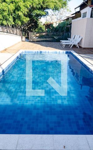 Casa de condomínio à venda com 188m², 3 quartos e 2 vagas Casa de condomínio à venda com 188m², 3 quartos e 2 vagasPiscina