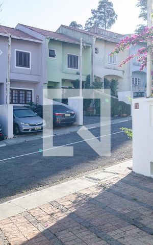 Casa de condomínio à venda com 188m², 3 quartos e 2 vagas Casa de condomínio à venda com 188m², 3 quartos e 2 vagasGaragem