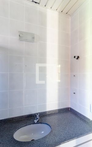 Casa de condomínio à venda com 188m², 3 quartos e 2 vagas Casa de condomínio à venda com 188m², 3 quartos e 2 vagasBanheiro da Suíte