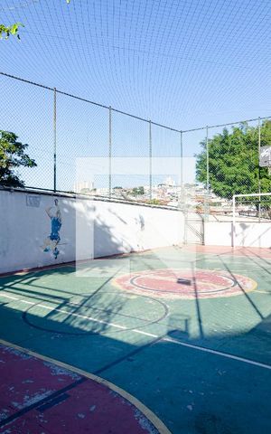 Casa de condomínio à venda com 188m², 3 quartos e 2 vagas Casa de condomínio à venda com 188m², 3 quartos e 2 vagasQuadra