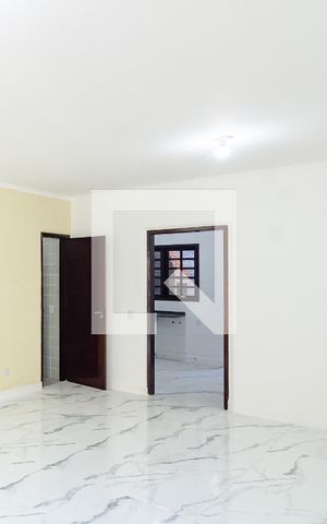 Casa de condomínio à venda com 188m², 3 quartos e 2 vagas Casa de condomínio à venda com 188m², 3 quartos e 2 vagasSala